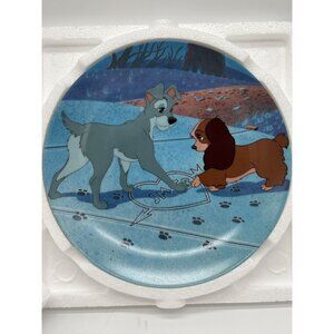Walt Disney Lady and the Tramp "Puppy Love" Limited Edition Collectors Plate Kno